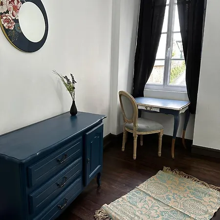 Chateau D'arts Guest house Saint-Saturnin-sur-Loire